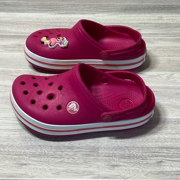 CROCS / Girls Pink Classic Clog Shoes with Flamingo Jibbitz Size C10/11 - Picture 2 of 7